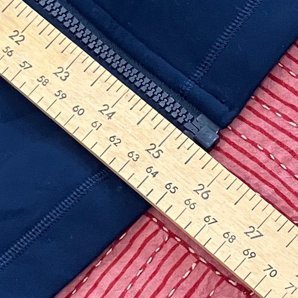 Lululemon Athletica women’s size 12 dark Blue Define Nulu Jacket New with tags - Picture 15 of 16